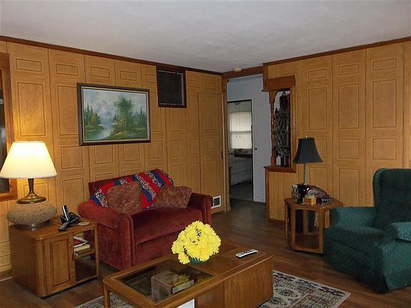 3rd image of 6719 Leland Ave