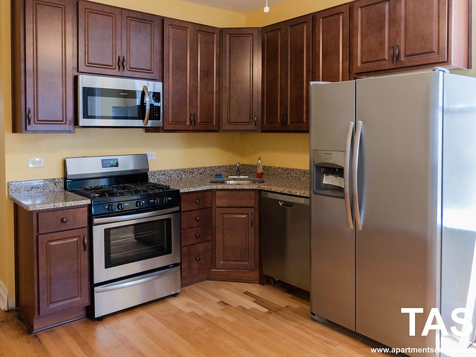 1st image of 2118 N Avers Ave #1