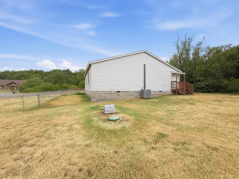 1020 Corral Dr — Photo 26