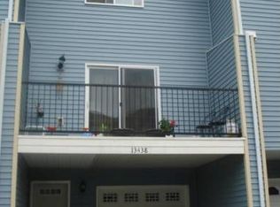 13444 SE Division St, Portland, OR 97236