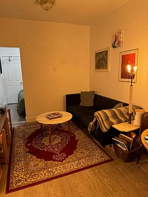 Rented by R New York | media 2