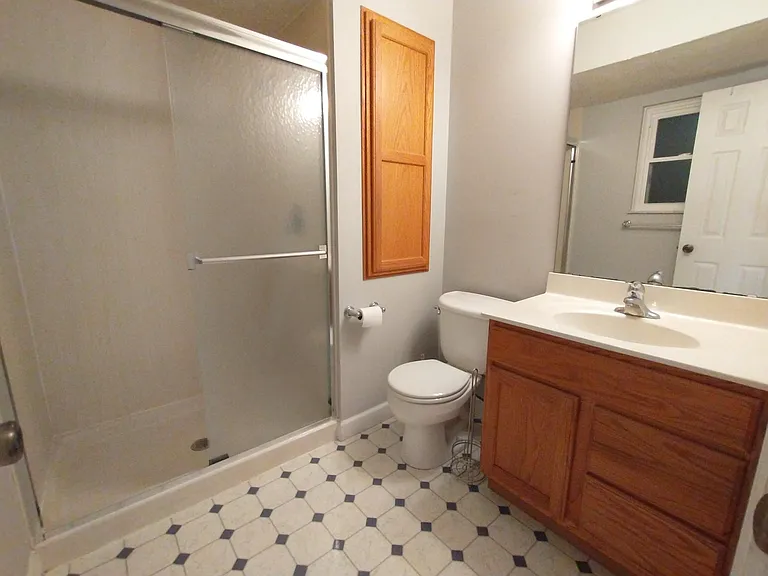 502 Kimberly Ln — Photo 9