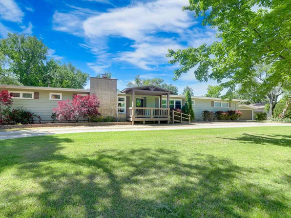 1 E Hawthorne Rd, Wichita, KS 67206