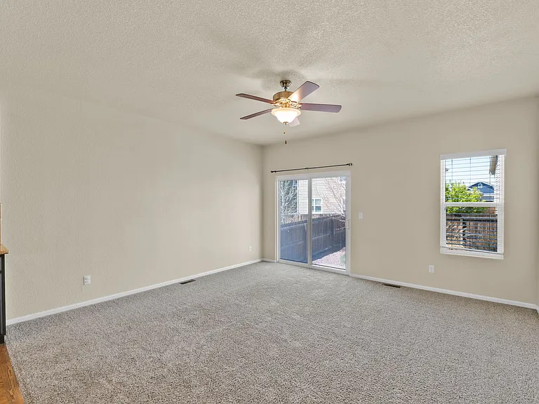 8265 Hardwood Cir — Photo 18