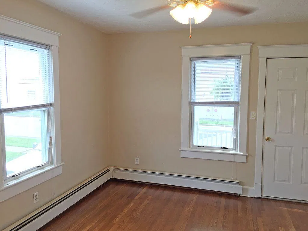 2 bed, 1278 sqft, $1,395 — Photo 2