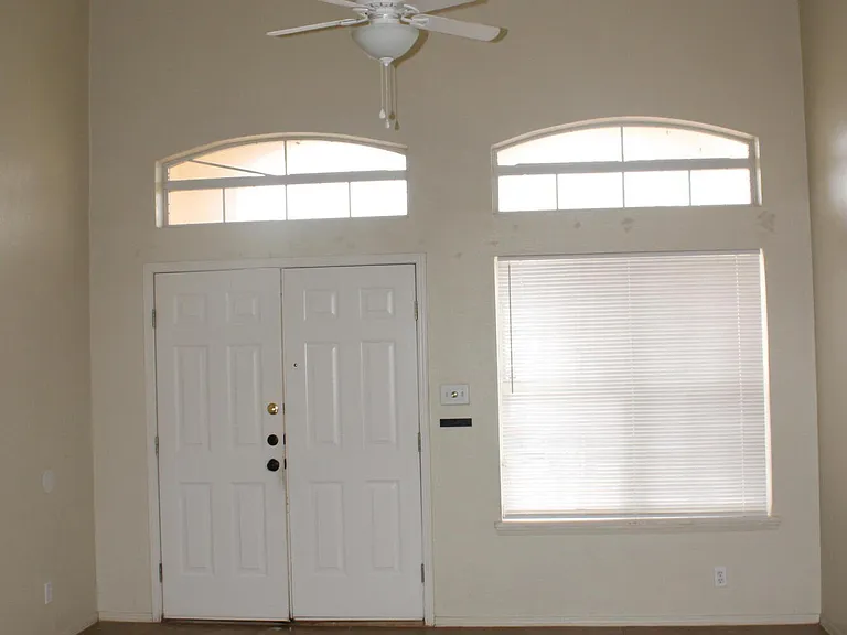 11008 Rogers Hornsby St — Photo 2