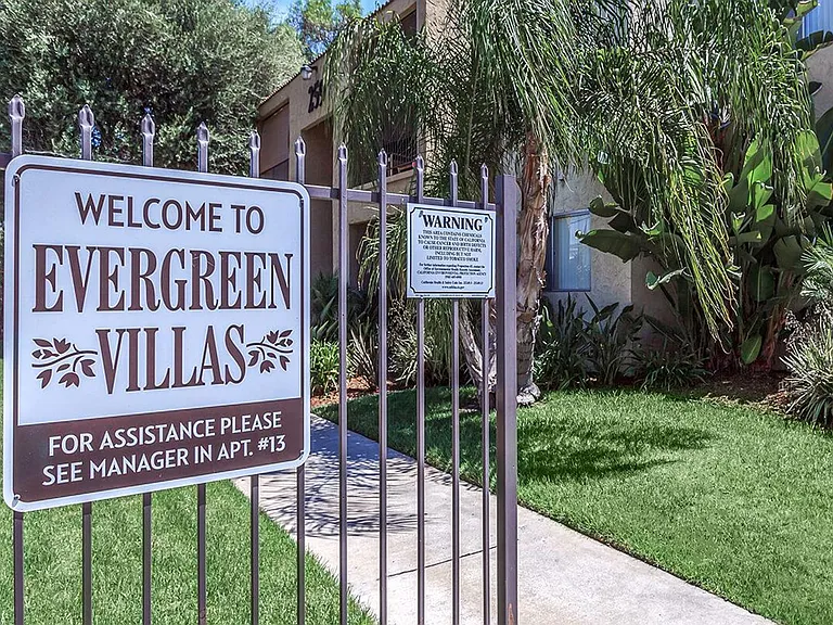 Evergreen Villas! — Photo 15