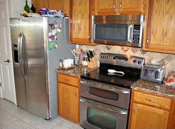 4th image of 50 Whistling Wind Ln