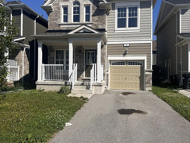 9 Catamaran Dr — Photo 2