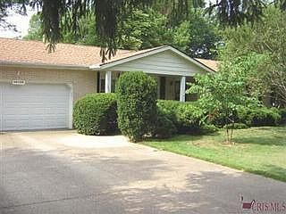 2nd image of 40 Leonard Ave