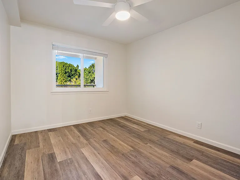 544 Pacific Street — Photo 9