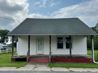 14 B Ave, Windsor, VA 23487