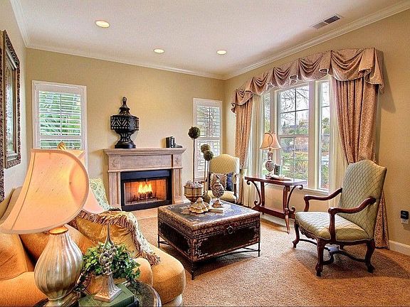 4th image of 2195 Silver View Ct