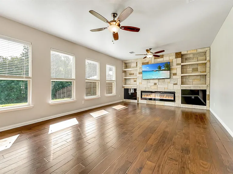 3100 Whispering Pine Blvd — Photo 5