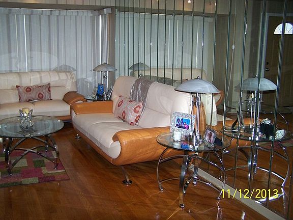 3rd image of 135 Ash St #135