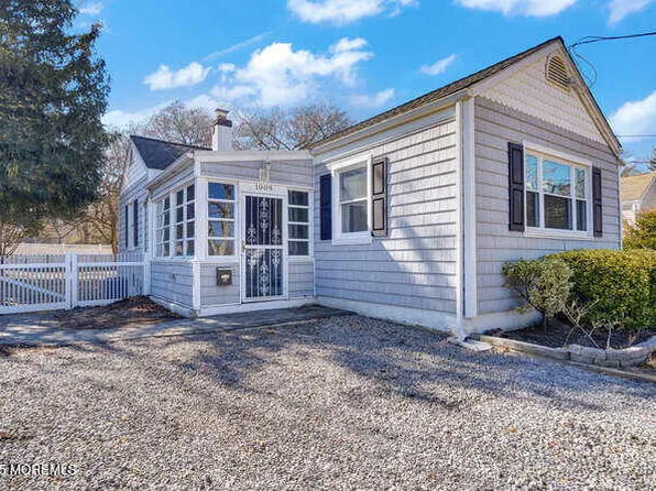 1009 Washington Street, Toms River, NJ 08753