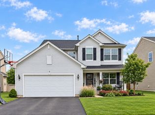 2320 Amsterdam Cir, Montgomery, IL 60538