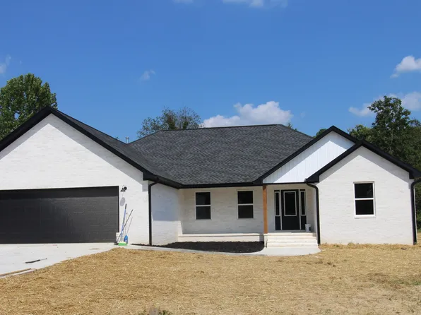 49 Forest Hill Cv, Lexington, TN 38351