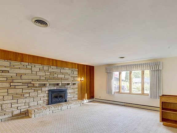 5th image of 3345 Swinburne Dr