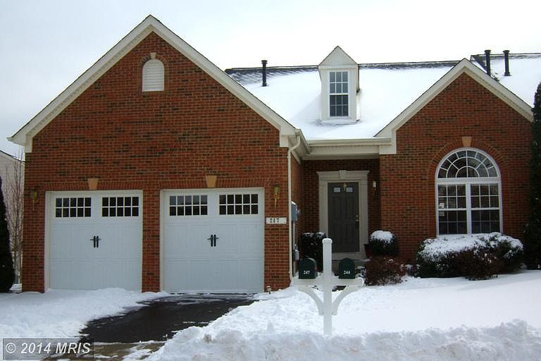 1st image of 247 Amber Cir
