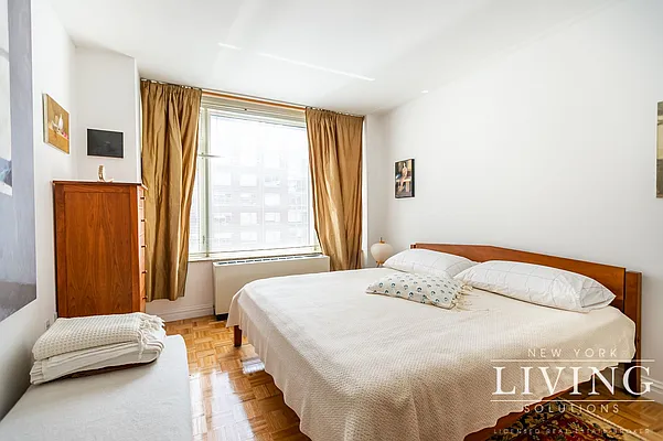 Rented by NY Living Solutions | media 15