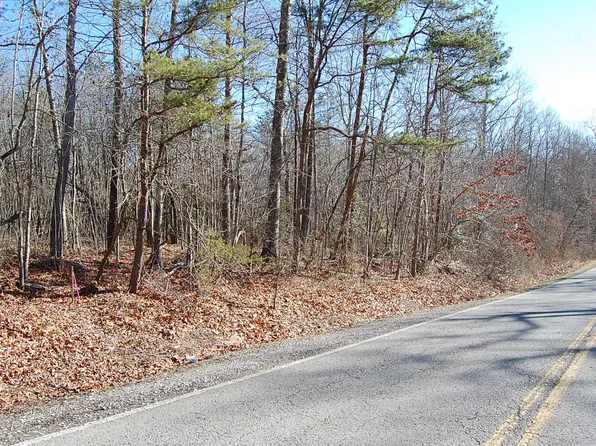 4 Henson Gap Rd, Soddy Daisy, TN 37379