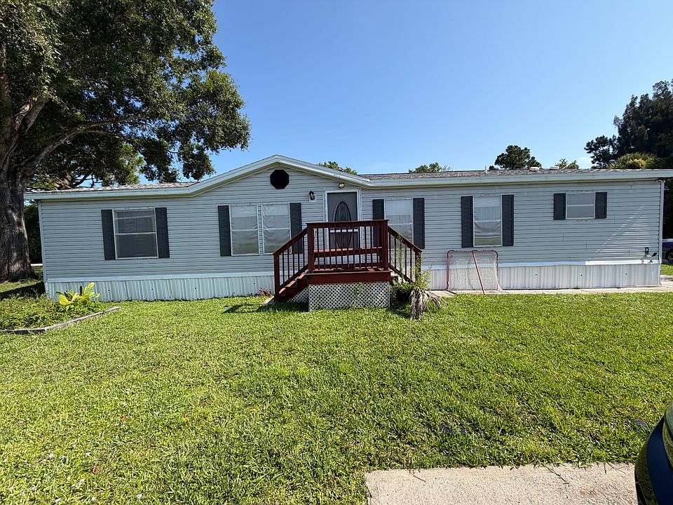 1st image of 14 Pepper Dr