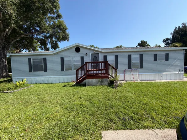 14 Pepper Dr, Melbourne, FL 32934