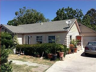 2nd image of 79 Russell Rd