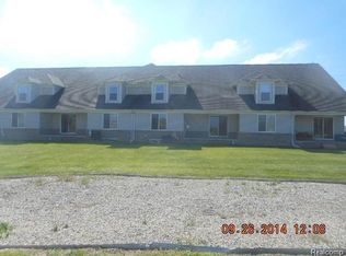 31620 Beaver Cir, New Boston, MI