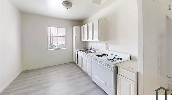 3348 Santa Fe Ave #2 — Photo 7