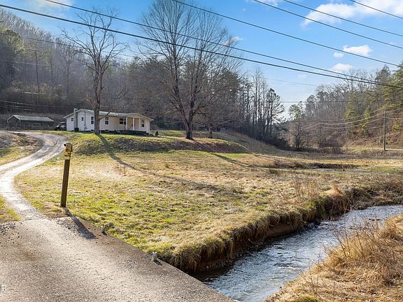 5th image of 1145 Little Cove Rd