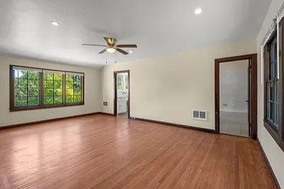 733 Chester Way — Photo 31
