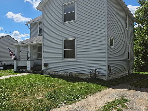 3rd image of 143 W Grant St
