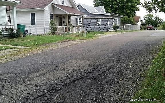 5th image of 711 Johnson Ave
