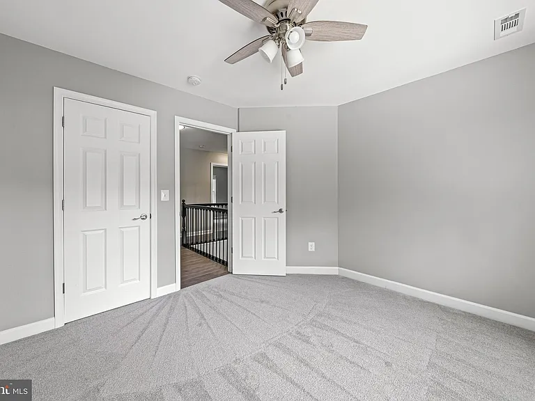 1525 Walters Ln — Photo 25