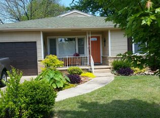 306 E 11th St, Claremore, OK 74017