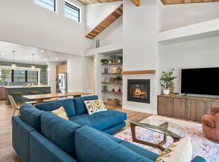 17915 Playoff Ln, Sunriver, OR 97707