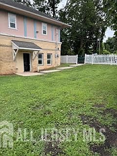 4th image of 336 E Westfield Ave