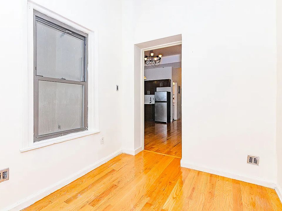 1st image of 179 Putnam Ave #4C