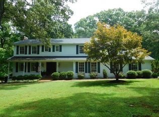 306 Dogwood Ln, Adamsville, TN 38310