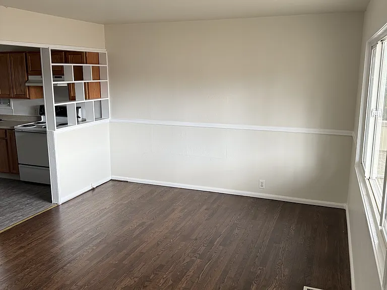 1308 Harrison Rd — Photo 5