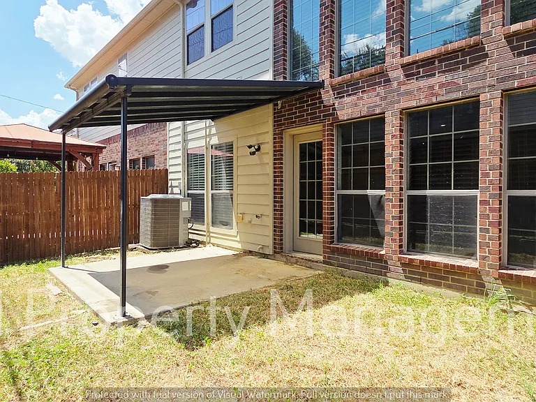 3676 Vienna St — Photo 15