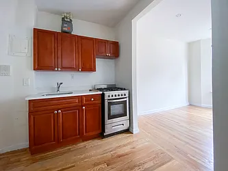 Rented by Kahen Properties