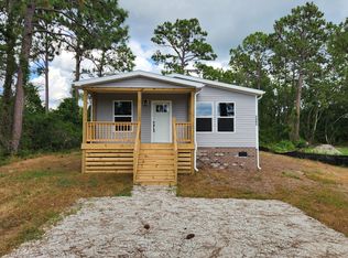 1065 Pinecrest Rd, Southport, NC 28461