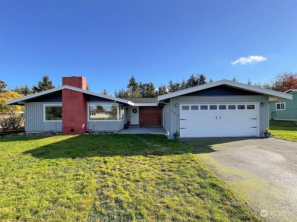 1st image of 372 Cedar Park Drive