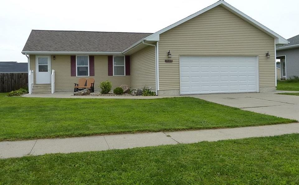 1st image of 301 W Ashtyn Ln