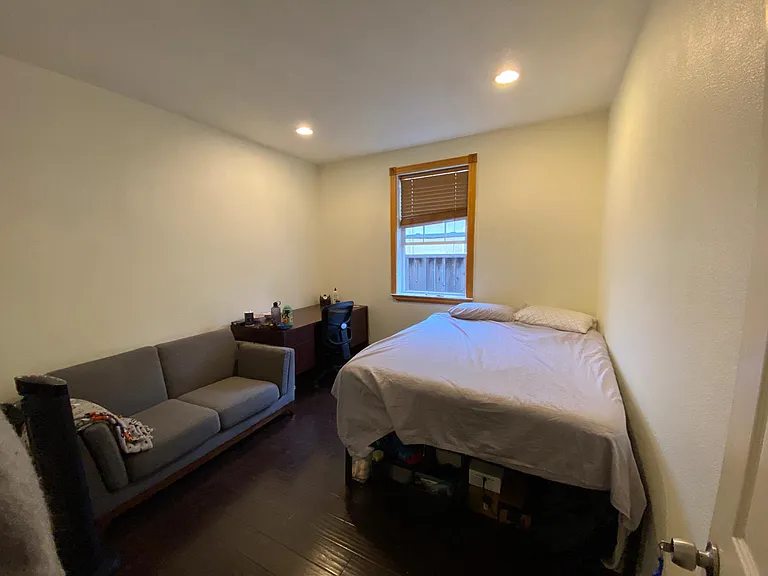 390 Monroe St — Photo 12