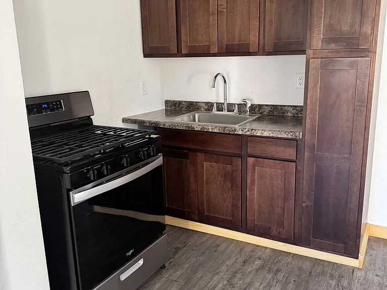 1517 4th Ave S #2 — Photo 3