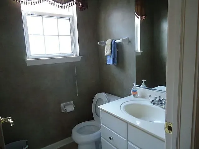1617 Astor Ave — Photo 15